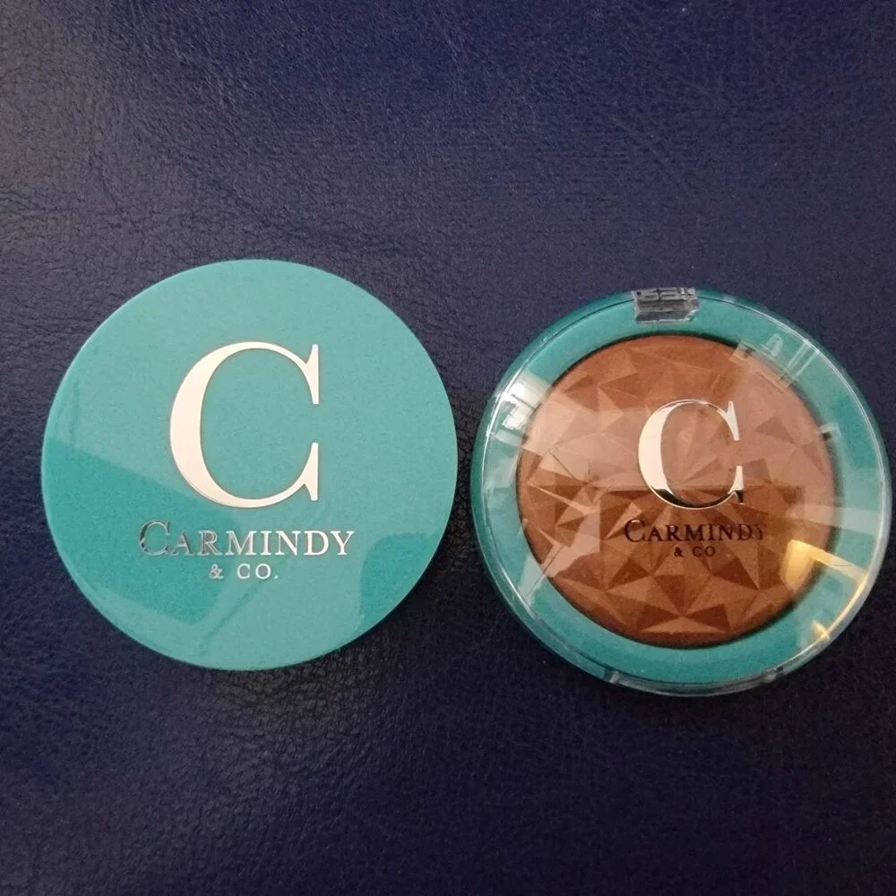 Carmindy & Co makeup Bronzer Aloha and Bright Eyes Concealer Medium